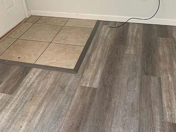 4th image of 337 Wilder Dr