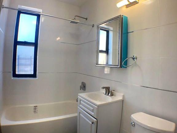 4th image of 58 Marble Hill Ave APT C23