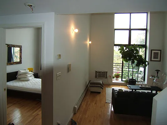 Rented by Joel Weisz, LREB | media 9