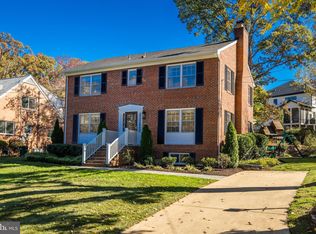 4027 N Stuart St, Arlington, VA 22207