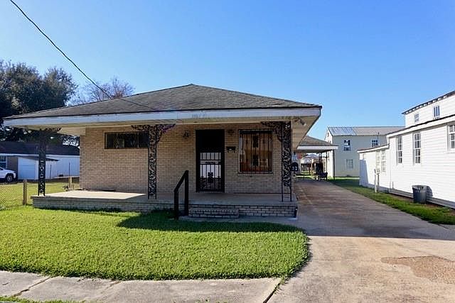 1st image of 504 Urbandale St
