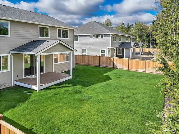 4th image of 10901 71st Avenue Ct E