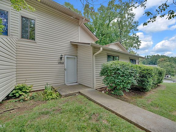 2nd image of 1559 Colony Park Dr #37