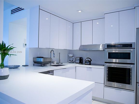 5th image of 5601 Collins Ave APT 1614