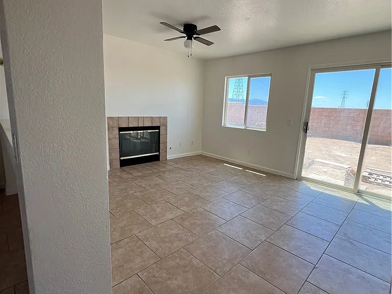 14914 Binford Ave — Photo 2
