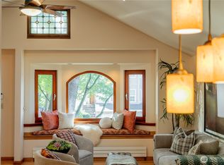 1614 32nd Avenue, Seattle, WA 98122