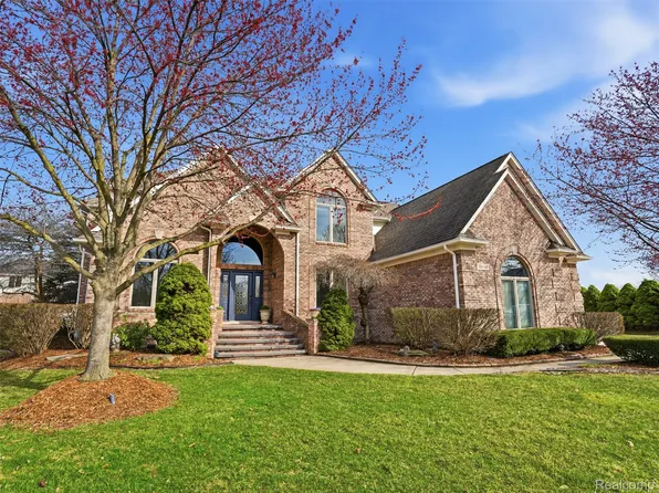 39440 Vassar Ct N, Sterling Heights, MI 48313