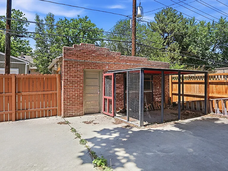 741 Harrison St — Photo 29