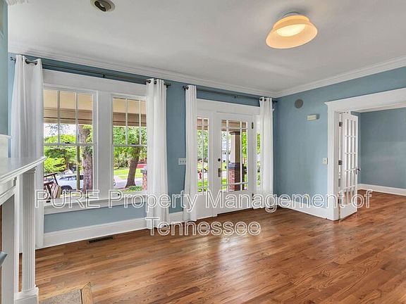 5th image of 2524 Blair Blvd