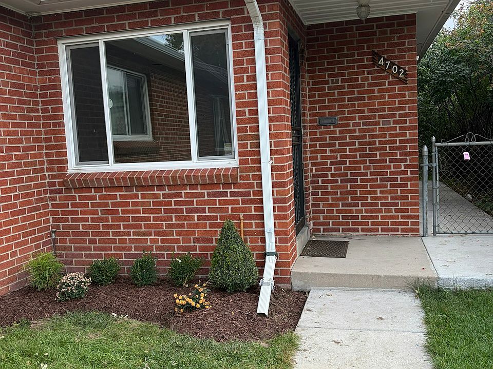 1st image of 4702 W 36th Ave