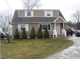 58 Kenneth Ave, Parlin, NJ 08859
