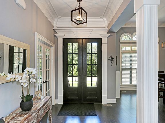 2nd image of 7 Verdant Cir SE