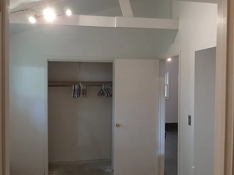 2584 Old State Road 37 S #C — Photo 12