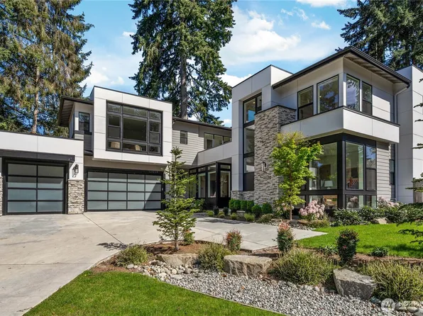 12038 SE 51st St, Bellevue, WA 98006