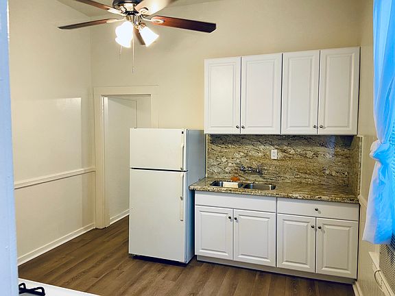 4th image of 1709 Q St #5