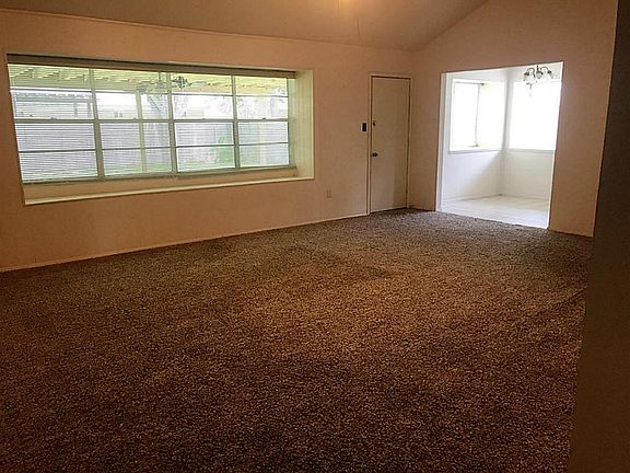 3rd image of 16315 Forest Bend Ave