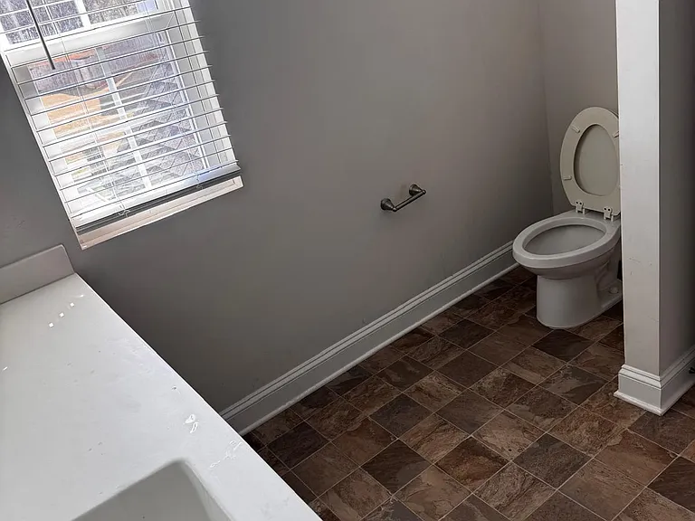 165 Legacy Dr — Photo 13