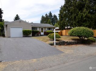 653 SW 132nd St, Burien, WA 98146
