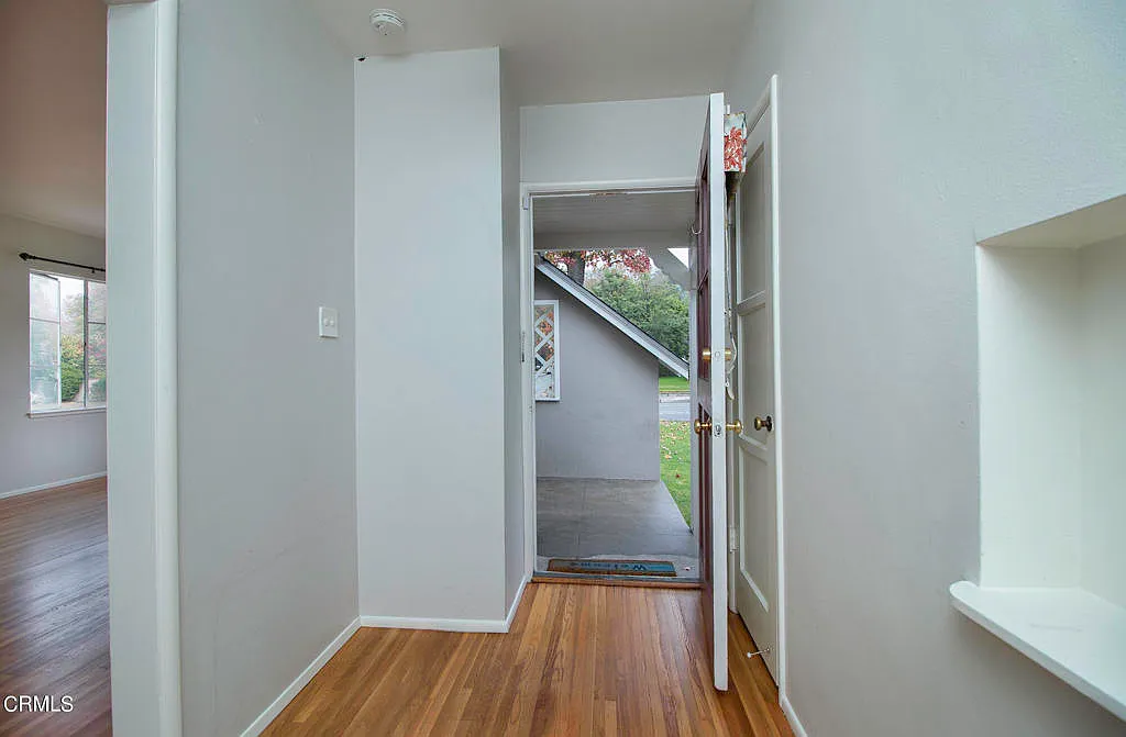 2 bed, 3.0 bath, 1332 sqft, $5,150 — Photo 4