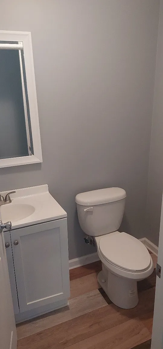 3 bed, 1.5 bath, 1690 sqft, $1,960 — Photo 3