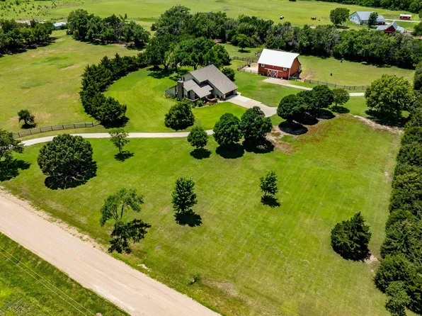 8835 S 103rd St W, Clearwater, KS 67026