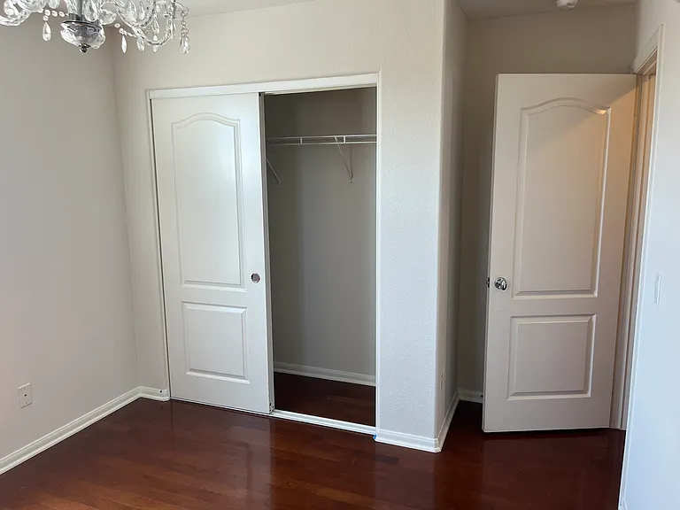 246 Marquette Ave — Photo 17