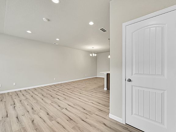 2nd image of 6155 White Wolf Point