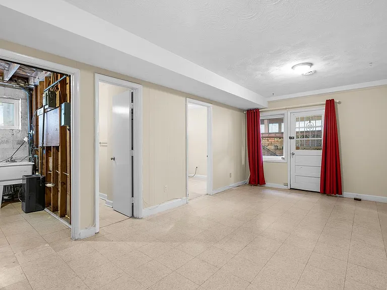 3638 Alton Pl NW — Photo 30