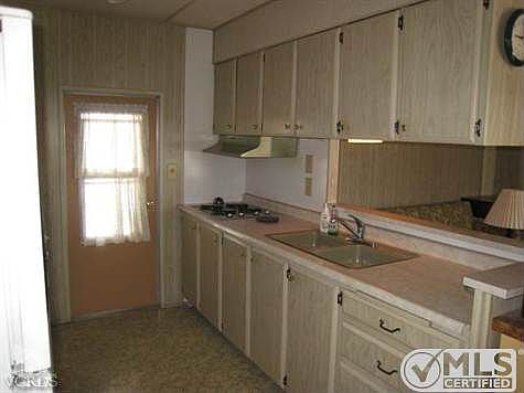 3rd image of 239 Farland Dr