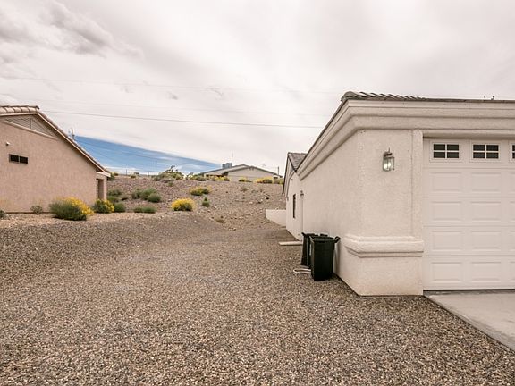 3rd image of 3000 Ironwood Dr