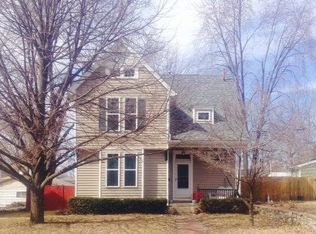 1423 N 5th St, Quincy, IL 62301