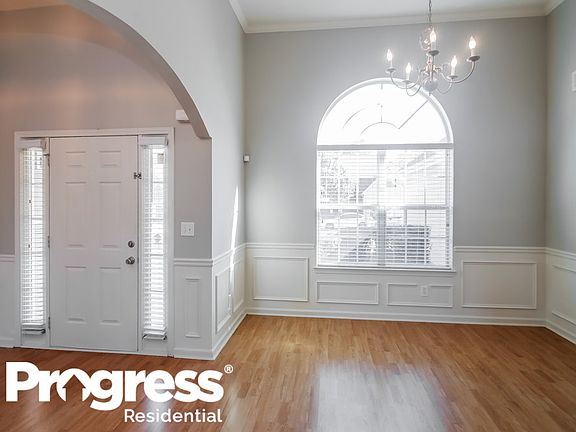 4th image of 3770 Georgia Dr