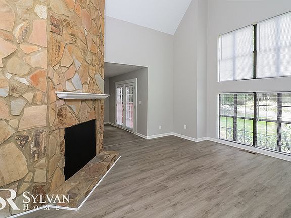 4th image of 7185 Stonecreek Dr