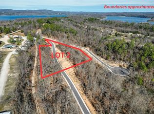 2 Winterberry Ln, Rogers, AR 72756