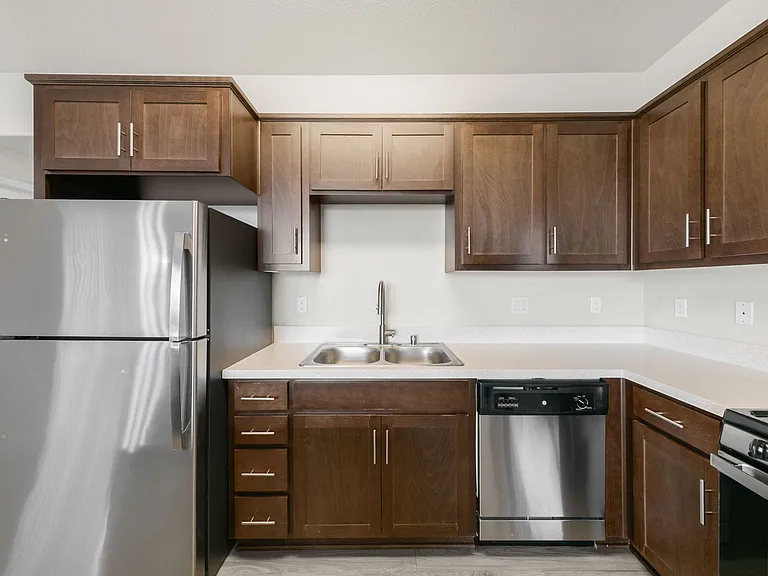 Luxe Ripon Apartments — Photo 10