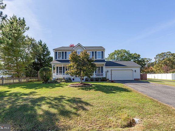 2nd image of 6019 Three Cedars Ln