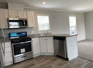 261 Spruce Ave #261, Highland, MI 48357