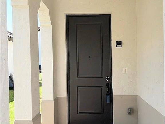 3rd image of 5601 Cobalto WAY