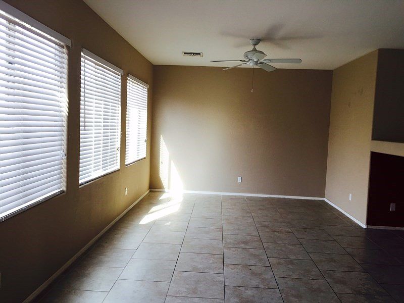 2nd image of 2411 W Alta Vista Rd