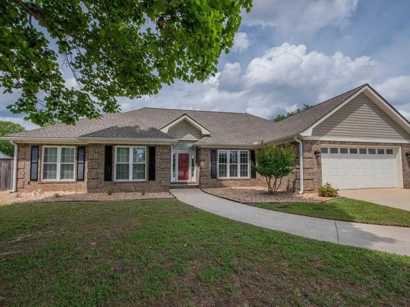 107 Blackberry Ln, Warner Robins, GA 31093