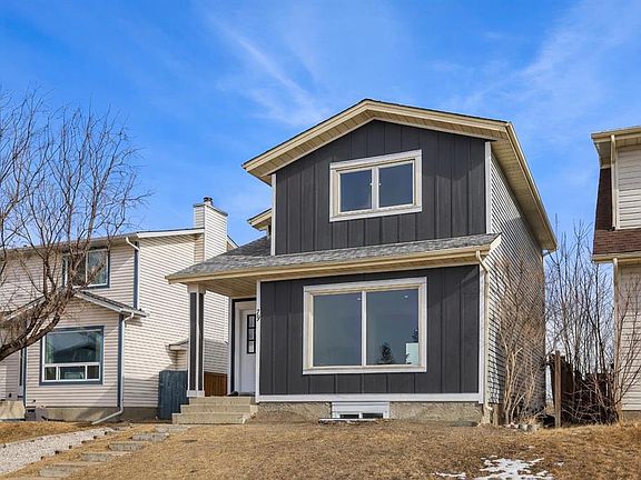 2nd image of 79 W Aberdare Rd NE