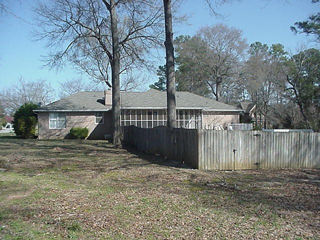 1st image of 107 Esterine Dr