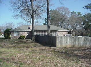 107 Esterine Dr, Warner Robins, GA 31093