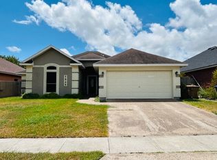 7525 Brush Creek Dr, Corpus Christi, TX 78414