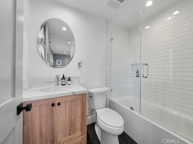 441 34th St — Photo 39