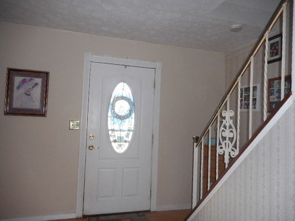 3rd image of 36 Shaw Dr