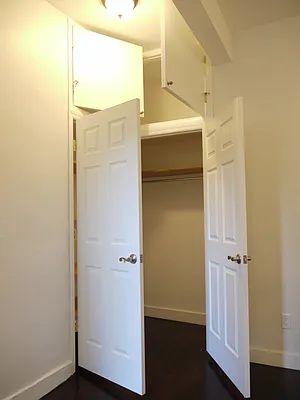 Rented by Citi Habitats | media 32