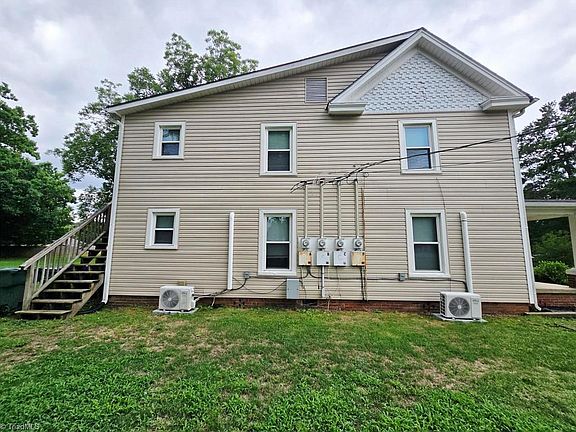 4th image of 511 Cummings St