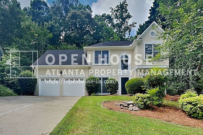 1st image of 105 Cottage Oaks Ln