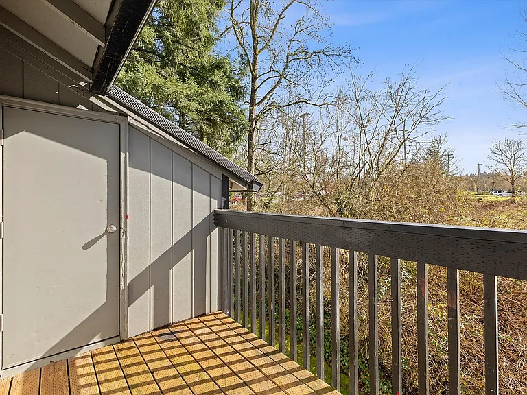 19765 SW 65th Ave — Photo 20